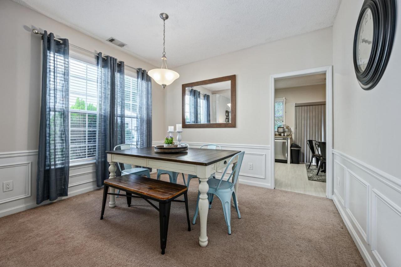 Enjoy This Amazing Home With Porch & Grill Near Dt Woodstock Kültér fotó