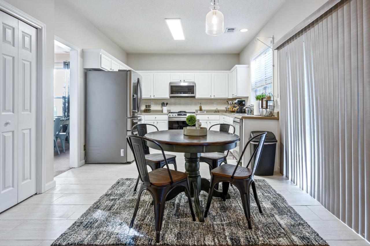 Enjoy This Amazing Home With Porch & Grill Near Dt Woodstock Kültér fotó