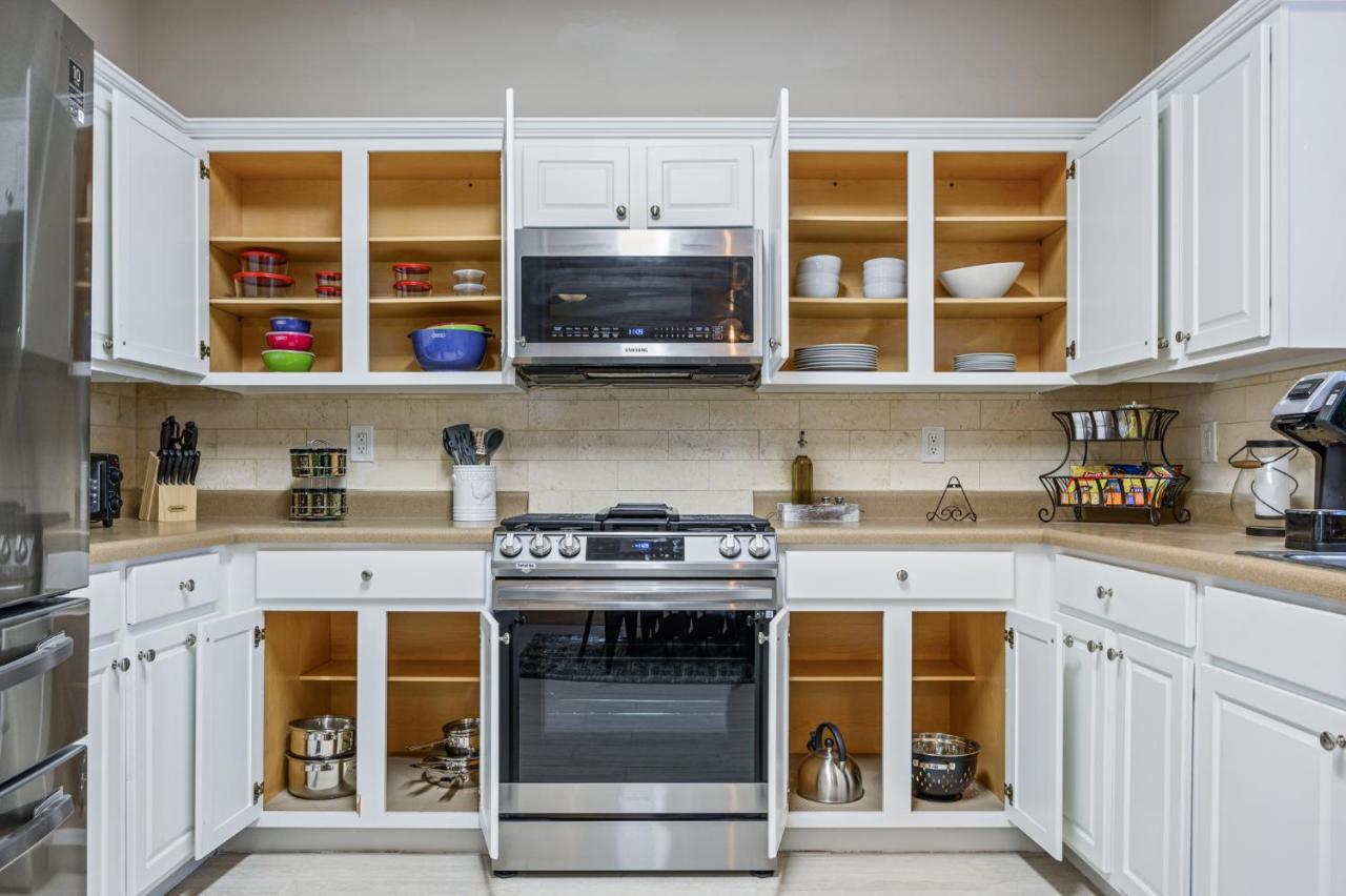 Enjoy This Amazing Home With Porch & Grill Near Dt Woodstock Kültér fotó