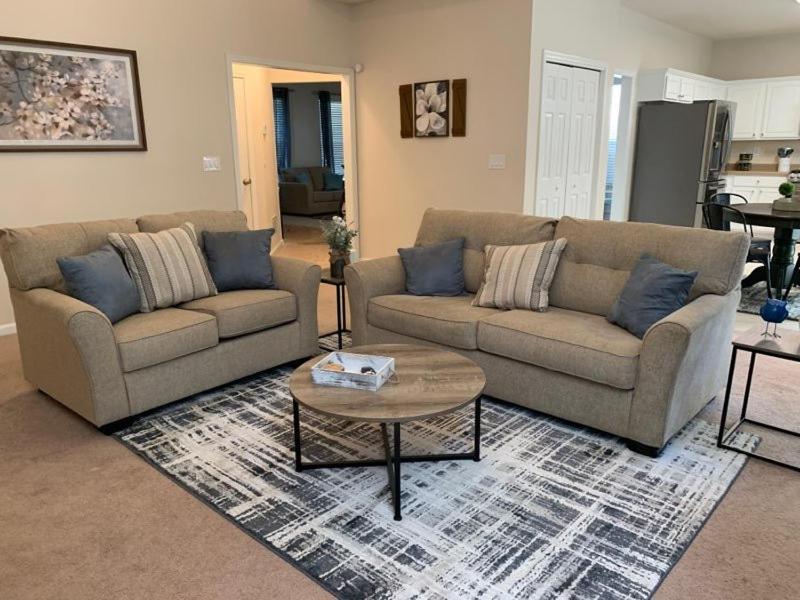 Enjoy This Amazing Home With Porch & Grill Near Dt Woodstock Szoba fotó