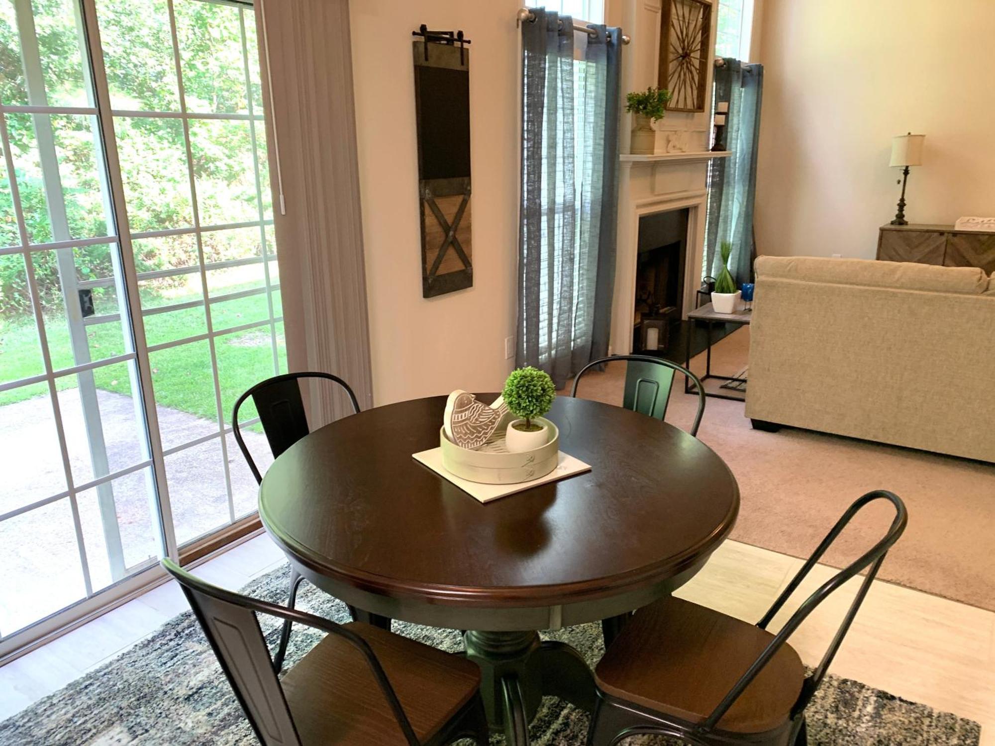 Enjoy This Amazing Home With Porch & Grill Near Dt Woodstock Szoba fotó